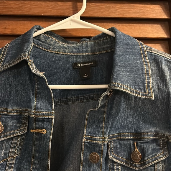 Jean jacket - Picture 2 of 4